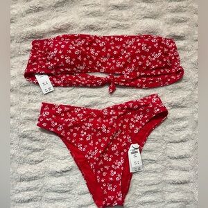 MATCHING SET!! Hollister Red Floral Bikini Set (NWT)